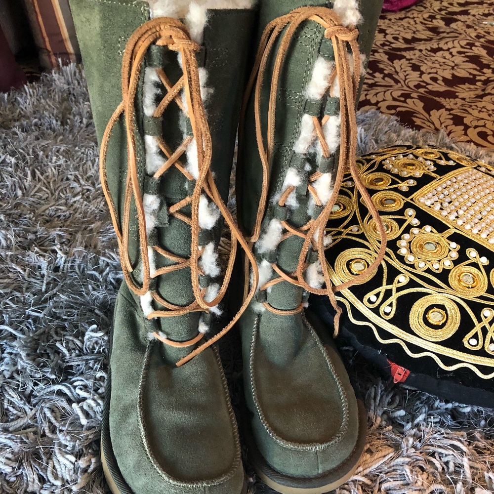 UGG GREEN BOOTS